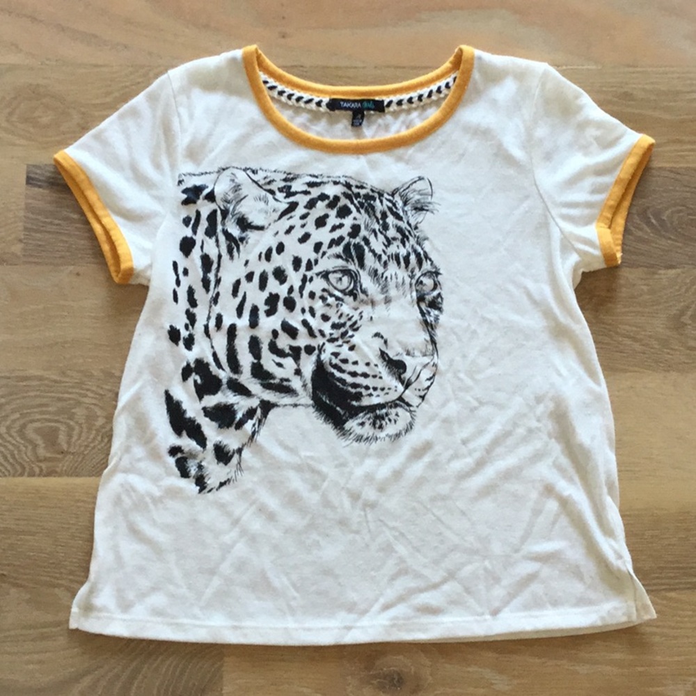 🌺Animal print top🌺